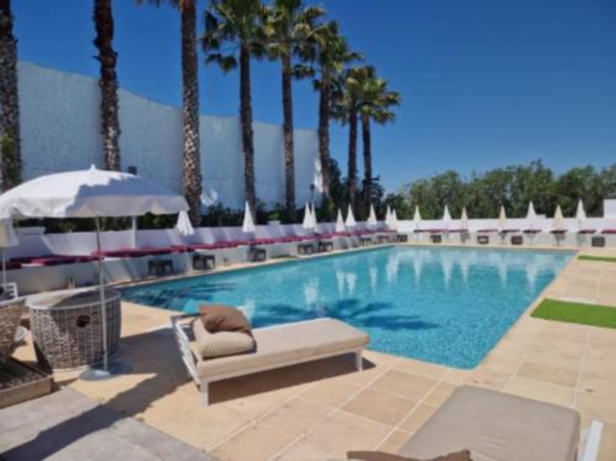 Le Jardin de Babylone réservé aux couples Agde Esterno foto